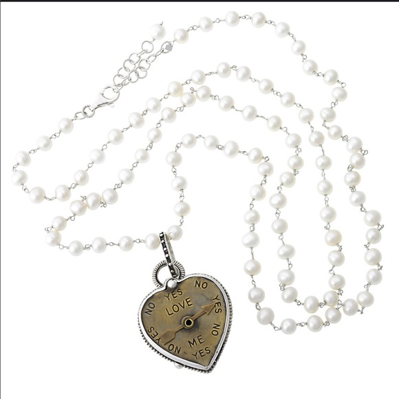 Mars and Valentine Spectacular “Love Meter” Locket-Boutique